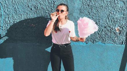 Ein Traumjob mit Schattenseiten. Influencerin Madeleine Alizadeh war 26, als sie einen Burn-out erlitt.