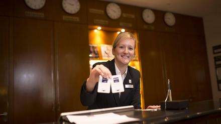 Herzlich willkommen. Wer mit einer Ausbildung zur Hotelfachfrau liebäugelt, muss nicht aufs Studium verzichten.