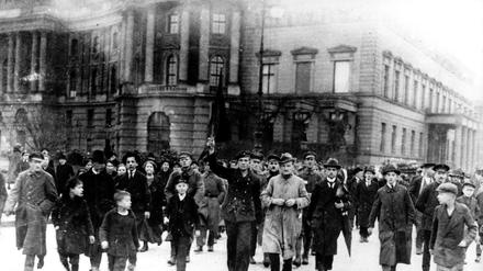 Demonstration während der Revolution 1918/1919 in Berlin.