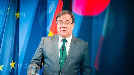 Stellung beziehen, ohne sich erwischen zu lassen: Armin Laschet (CDU), Ministerpräsident von Nordrhein-Westfalen.