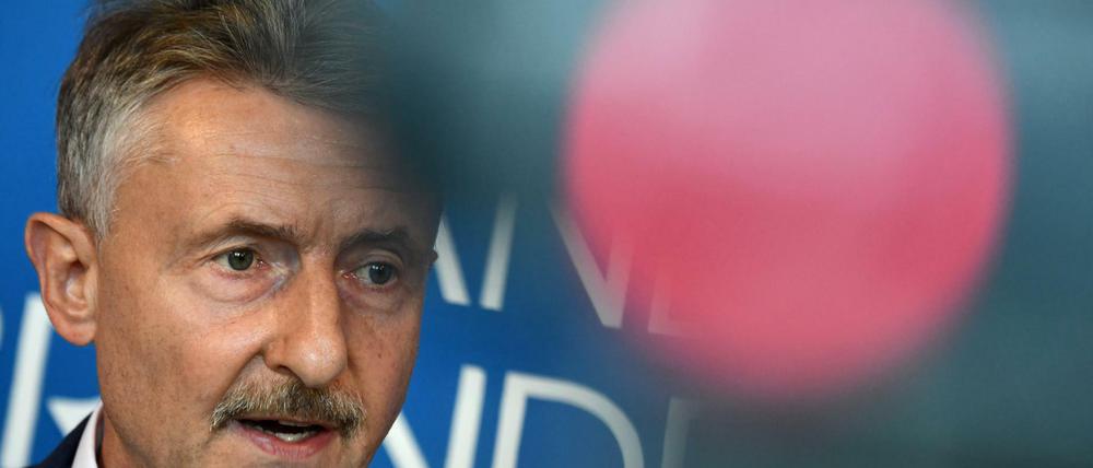 Brandenburgs Innenminister Karl-Heinz Schröter (SPD) hat das neue Polizeigesetz erarbeitet.