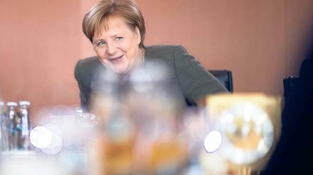 Augenmaß im Augenblick. Bundeskanzlerin und auch noch CDU-Vorsitzende Angela Merkel. 