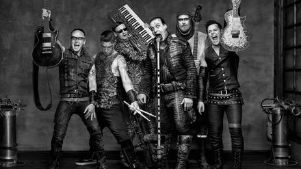 SchRAMMelrock: Die schminkfreudigen Skandal-Metaller von Rammstein kommen 2019 ins Olympiastadion.