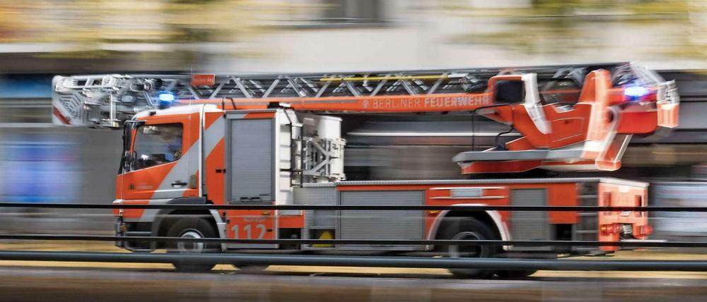 Ein Leiterwagen der Berliner Feuerwehr.