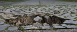 Ein Loch wo früher ein Stolperstein war. 