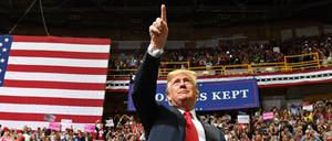 Wahlkampf bis zum Schluss: US-Präsident Donald Trump vor Anhängern in Tennessee.