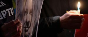 Menschen trauern um die ukrainische Aktivistin Kateryna Gandzyuk