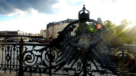 Die Weidendammer Brücke mit dem Berliner Ensemble im Hintergrund ist einer der Ausrufungsorte beim European Balcony Project. Hier wird Corinna Kirchhoff das u.a. von Robert Menasse verfasste Manifest verlesen. 