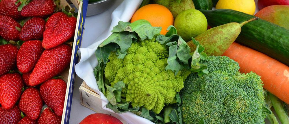 Frisches Obst und Gemüse 