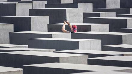 Erinnerung hat viele Formen. Das Holocaust-Denkmal von Peter Eisenman in der Berliner Mitte war lange umstritten. 