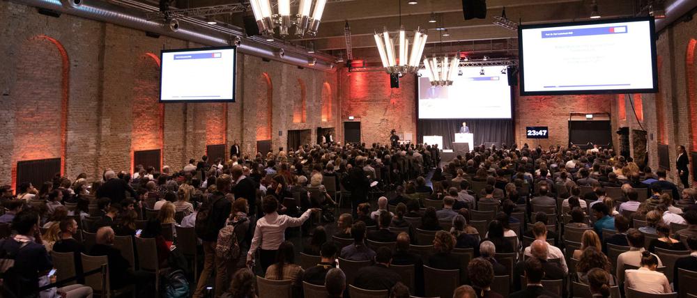 Großer Saal, große Zukunftsfragen... und -antworten: Die Konferenz "Future Medicine" am Mittwoch in Berlin