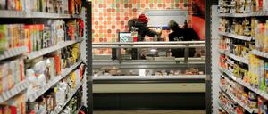 Rewe-Filiale in Berlin: Muss künftig jeder Kaufmann selbst mit Unilever oder Nestlé verhandeln?