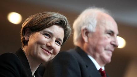 Ex-Bundeskanzler Helmut Kohl (CDU) und seine Frau Maike Kohl-Richter im November 2011. Kohl starb im Juni 2017.