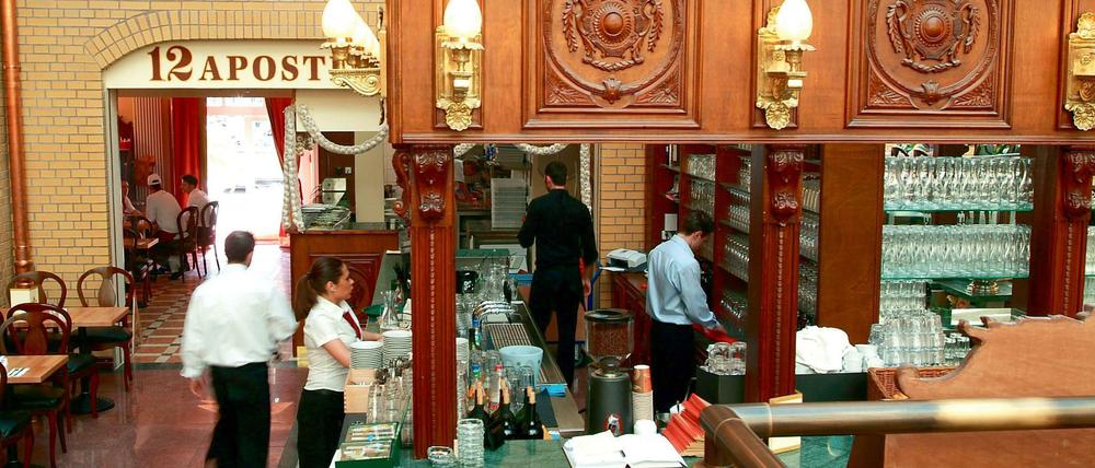 Da wo das Restaurant "12 Apostel" am Savignyplatz mal war zieht nun das "Spuntino" ein.