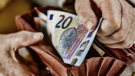 Dafür gibt es immer weniger: ein 20-Euro-Schein.