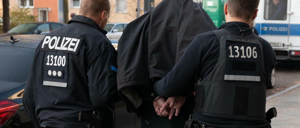 Im September führte die Polizei mehrere Razzien gegen kriminelle Mitglieder von arabischstämmigen Clans durch.