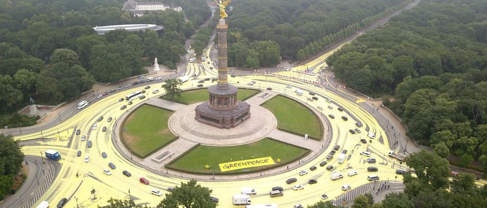 Unter dem Motto "Sonne statt Kohle" protestierte Greenpeace im Juni gegen eine Sitzung der Kohlekommission. 