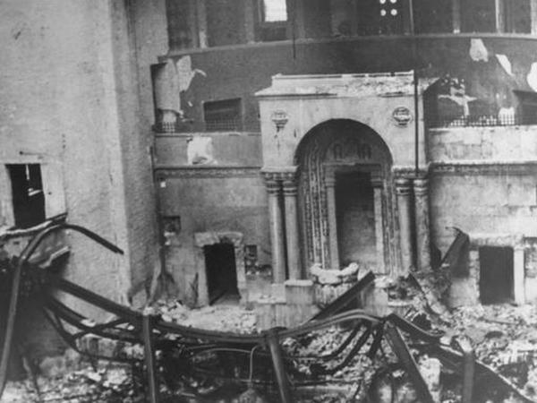 Der Innenraum der alten Synagoge.