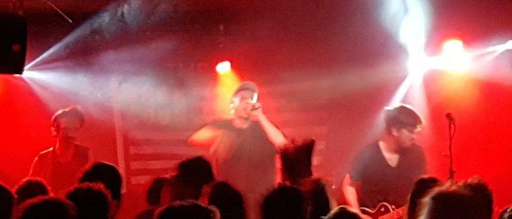 Die Band Kafvka live im Badehaus Berlin.