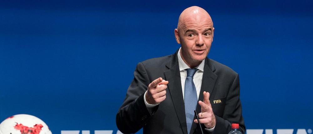 Auch der damalige Uefa-Generalsekretär und heutige Fifa-Präsident Gianni Infantino steht unter Druck. 