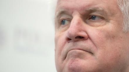 Horst Seehofer hat am Montag angekündigt, 2019 als CSU-Parteivorsitzender abzutreten. Bundesinnenminister möchte er bleiben.