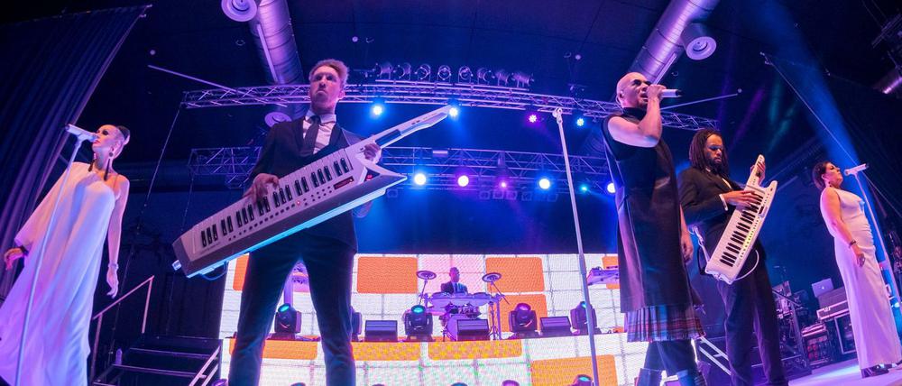 The Human League im Berliner Huxleys am 12.11.2018.