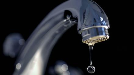 Jeder Tropfen zählt. Unser Autor will ab sofort Wasser im Haushalt sparen.