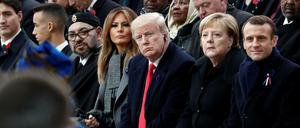 Gedenkzeremonie in Paris: Frankreichs Präsident Emmanuel Macron, Bundeskanzlerin Angela Merkel, US-Präsident Donald Trump, First Lady Melania Trump. 