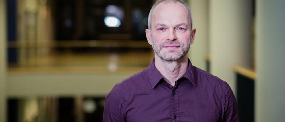 Sven Diedrich sollte eigentlich Stadtrat in Mitte werden, zieht nun aber auf Drängen seiner Partei Die Linke seine Bewerbung zurück, Grund: Steuerschulden