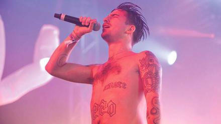 Androgyne Arroganz. Yung Hurn beim Konzert.