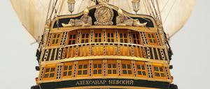 Das Heck der Aleksandr Newski weist Ähnlichkeiten mit architektonischen Formen auf. 