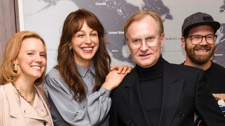 Nina Rausch (v.l.), Petra Schmidt-Schaller, Ulrich Thomsen and Sven Bohse.