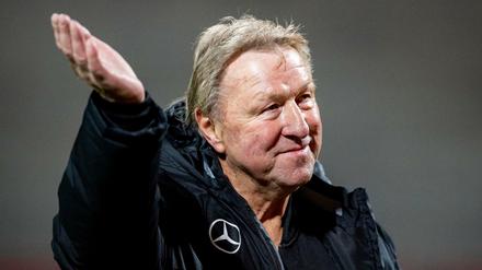 Acht Spiele, sieben Siege: Bundestrainer Horst Hrubesch verabschiedet sich mit einem 0:0 gegen Spanien.