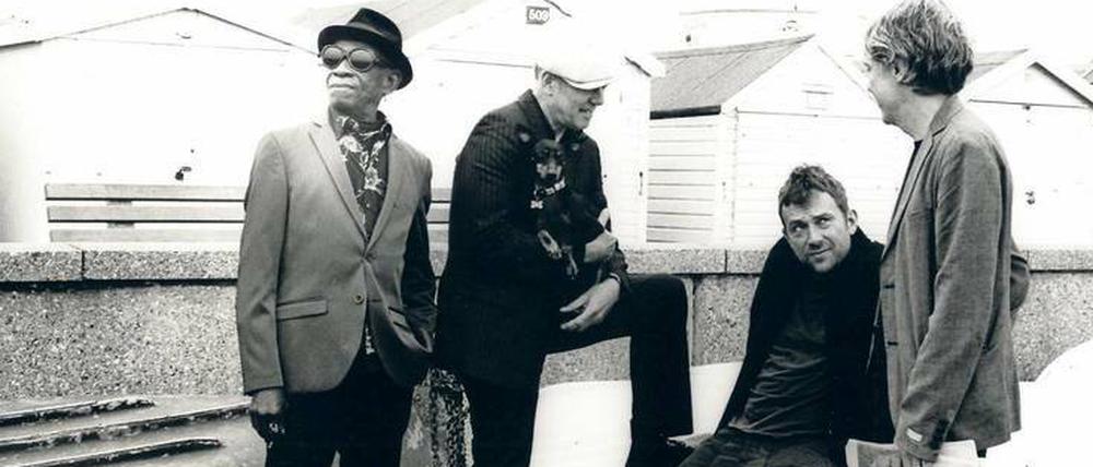 Tony Allen, Paul Simonon, Damon Albarn, Simon Tong (v.l.)