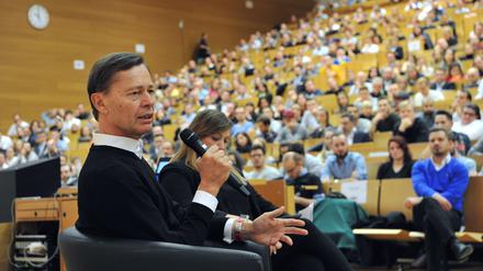 Gibt sich geläutert: Thomas Middelhoff beim Auftritt in Frankfurt