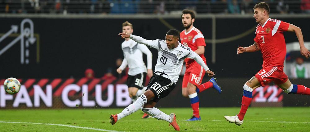 Gute Haltungsnote. Serge Gnabry schoss gegen Russland sein viertes Tor im vierten Länderspiel.