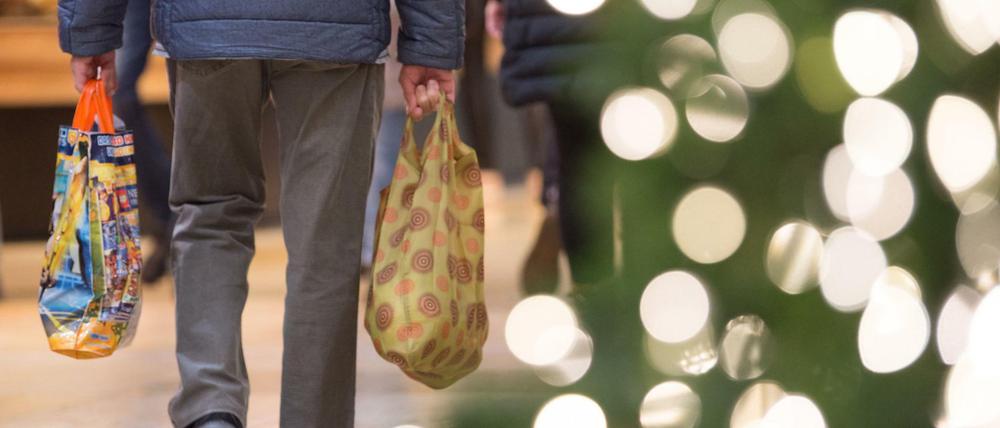 Für alle, die mit den Weihnachtsgeschenken etwas später dran sind, sollen die Berliner Geschäfte auch am vierten Advent öffnen.