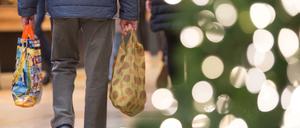 Für alle, die mit den Weihnachtsgeschenken etwas später dran sind, sollen die Berliner Geschäfte auch am vierten Advent öffnen.