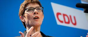 Annegret Kramp-Karrenbauer, Generalsekretärin der CDU.