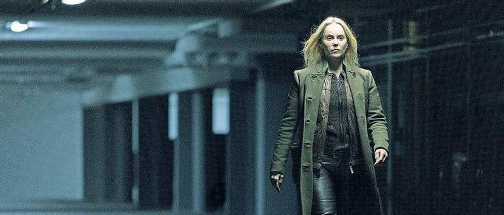 Hart, nicht herzlich. Kommissarin Saga Norén (Sofia Helin) ist die bemerkenswerteste Ermittlerfigur in der Serie. Sie ist direkt, schroff, zuweilen unkollegial, aber sie hat Erfolg.
