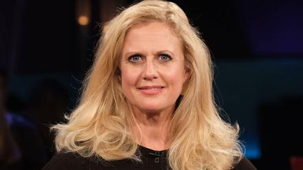 Geerdet. Barbara Schöneberger, 44, ist gebürtige Münchnerin. Sie ist seit 2009 verheiratet und lebt mit Mann, Sohn und Tochter in Berlin.