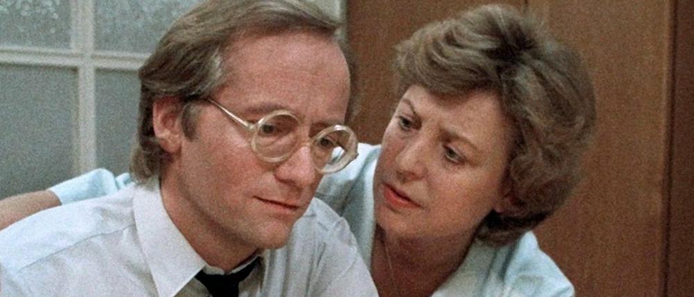 Sie gehören zu den Stars der Lindenstraße: Helga Beimer (Marie-Luise Marjan) mit ihrem ersten Mann Hans (Joachim Hermann Luger). 