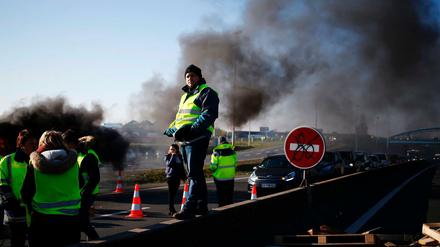 Die Demonstranten trugen gelbe Warnwesten.