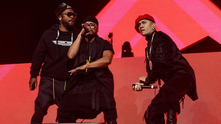 Drei vertraute Gesichter. Die neue Vierte im Bunde kommt erst später zum Zuge. Die Black Eyed Peas in Berlin.