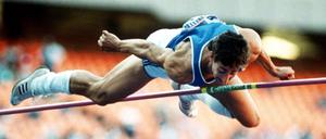 Übersprunghandlung. Christian Schenk gewann 1988 olympischen Gold - auch weil er gedopt hatte. Nun erwägt er, einen Antrag auf Opferhilfe zu stellen.