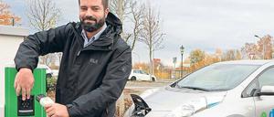 Wer wie Ahmed Sayed an den neuen Ladesäulen von Eon.Edis Strom tankt, der muss pro Ladung zwischen sechs und acht Euro bezahlen.