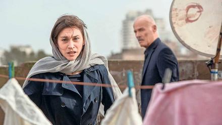 Keine bipolare Störung, kein verheimlichtes Liebesverhältnis. Jana Wagner (Christiane Paul) und Nicholas Krüger (Heiner Lauterbach) können nicht eingreifen, als ein Einsatz in Pakistan völlig anders abläuft als geplant. 