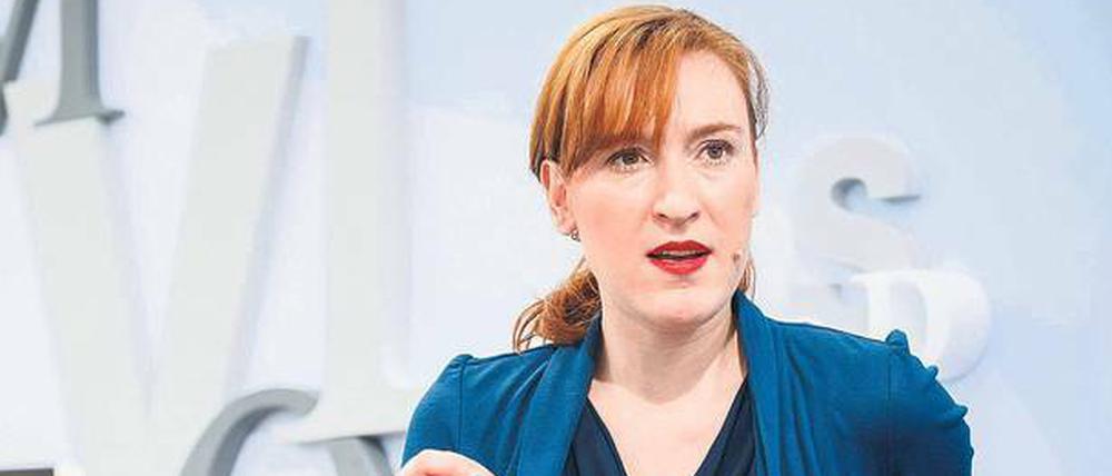 Lyrikerin, Erzählerin, Essayistin. Nora Bossong 2017 in Leipzig.