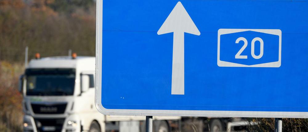 Hinweisschild zur A20 in Schleswig-Holstein