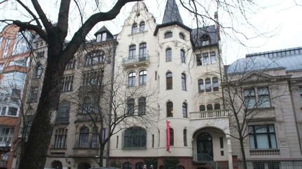 Die Villa Grisebach in der Fasanenstraße in Berlin-Charlottenburg. In dem Auktionshaus wohnt zwar niemand, prächtige Altbauten wie diese sind aber auch begehrte Investitionsobjekte im Bezirk. 